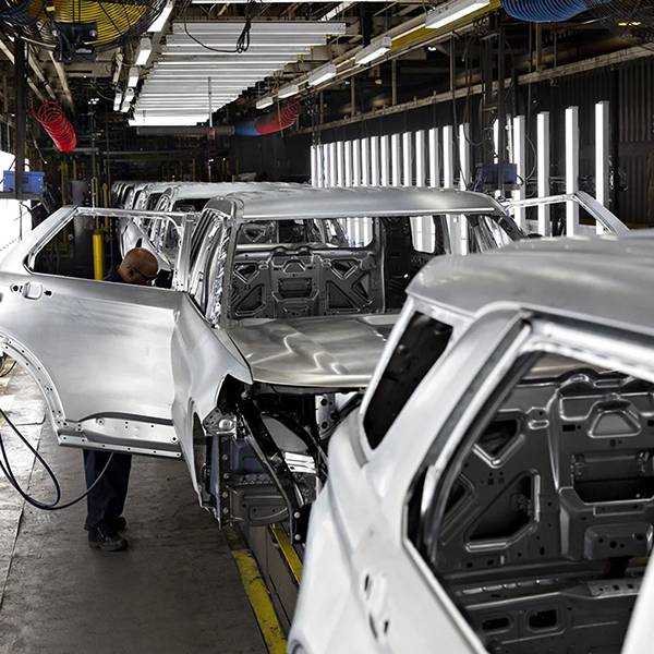 Ford lança linha de vida para fornecedores que enfrentam crise de caixa